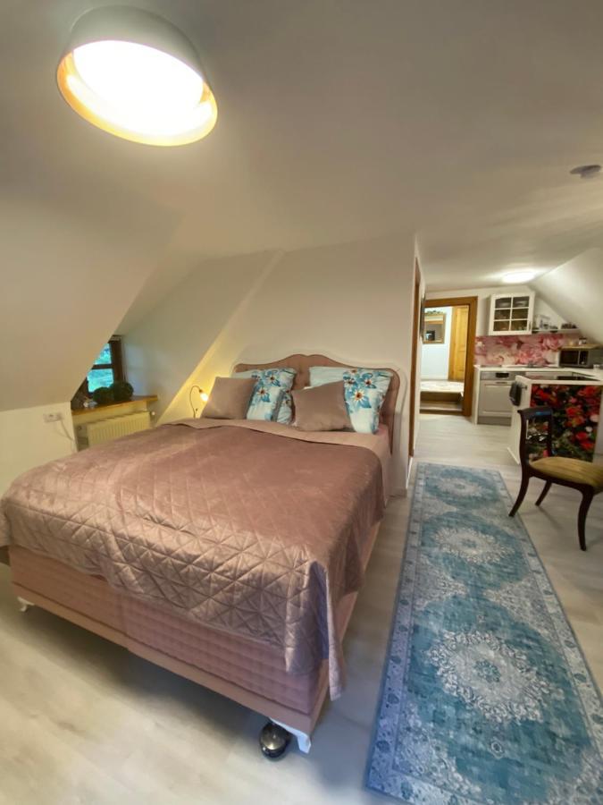 Stilvolle Ferienwohnung Unter Reet In Windbergen Ngoại thất bức ảnh