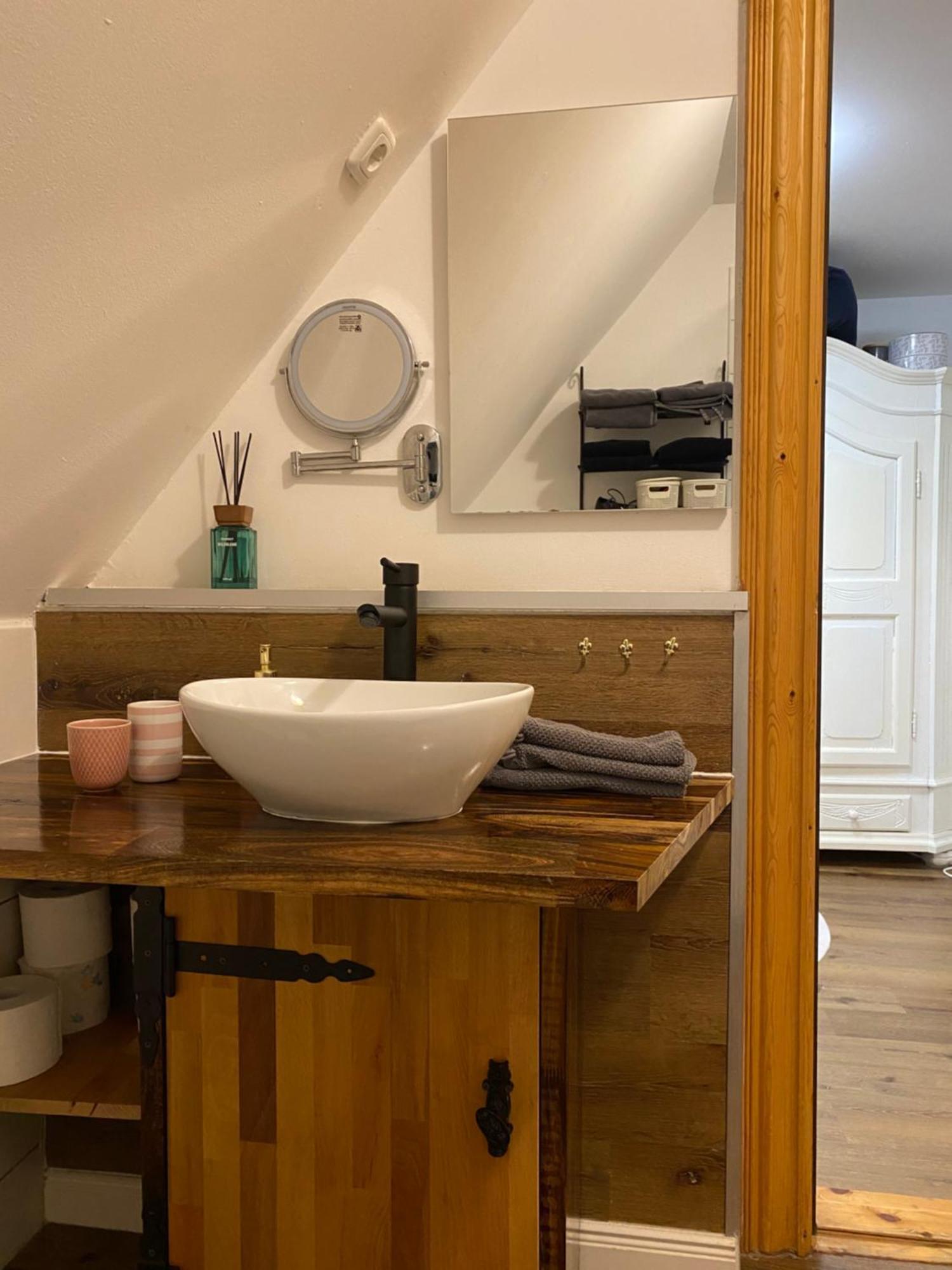 Stilvolle Ferienwohnung Unter Reet In Windbergen Ngoại thất bức ảnh